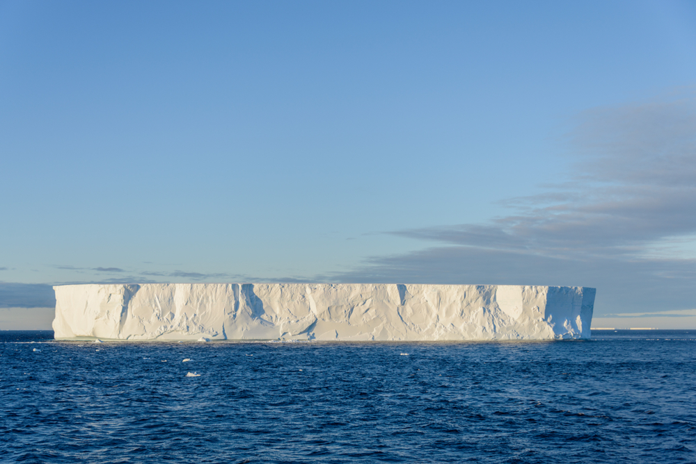 tabular iceberg with steep sides and flat top